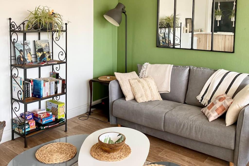 Joli T2 En Centre-Ville Lorient Avec Balcon Cosy Kültér fotó