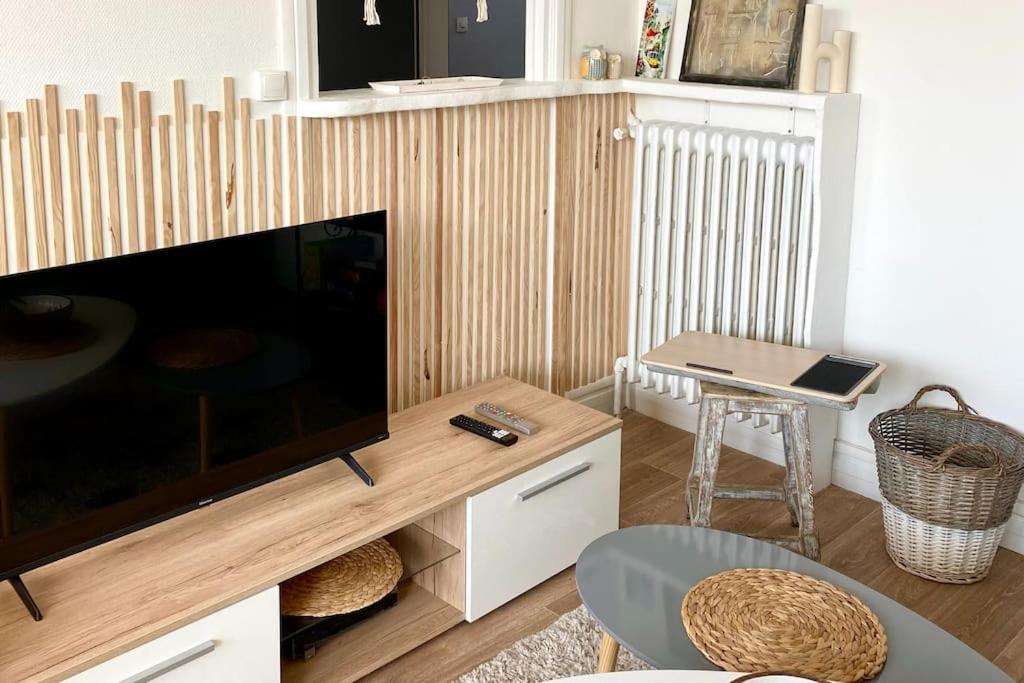 Joli T2 En Centre-Ville Lorient Avec Balcon Cosy Kültér fotó
